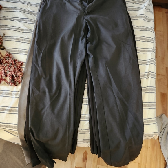 Golf pants bundle (7 pairs) - Picture 3 of 8